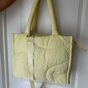 Thirty Years Drift Tote Full Size Butter